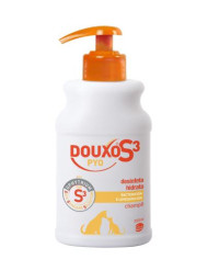 Douxo Pyo Champo para cães e gatos proteção cutânea 200 ml